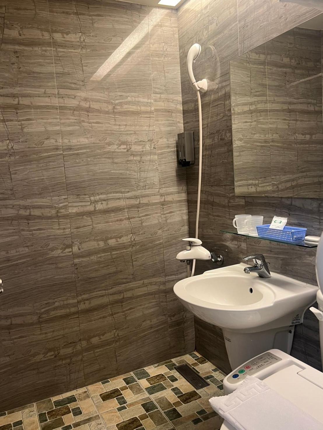Ya Dou Hotel Тайбэй Экстерьер фото